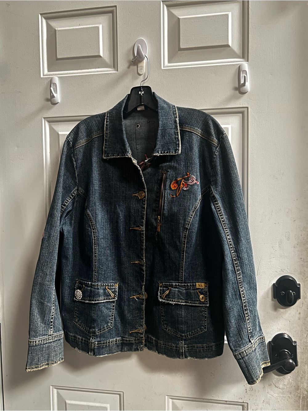 Y2K- FUBU women’s Dark Blue Denim Jacket with Embroidered Accent Sz 2X